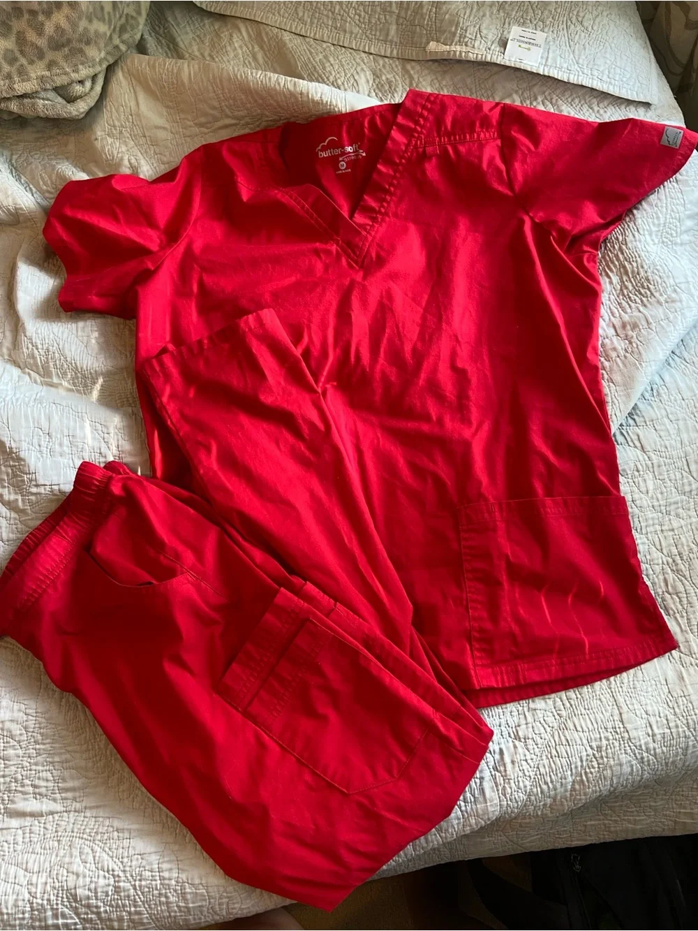 Uniform Advantage Bright Red Scrub Top & Pants Set Pants: S Top: M